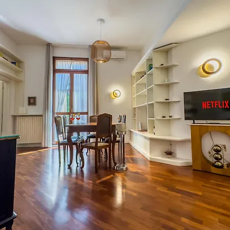 Terrazza Mazzini 53 - Jacuzzi & Parking Apartment *