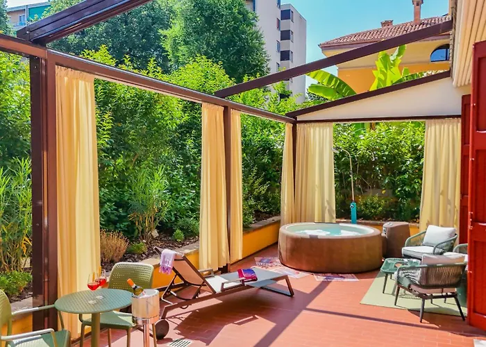 Terrazza Mazzini 53 - Jacuzzi & Parking شقة بولونيا