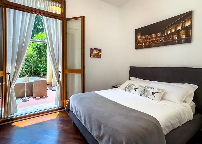 Terrazza Mazzini 53 - Jacuzzi & Parking بولونيا