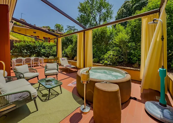 Terrazza Mazzini 53 - Jacuzzi & Parking Apartment *