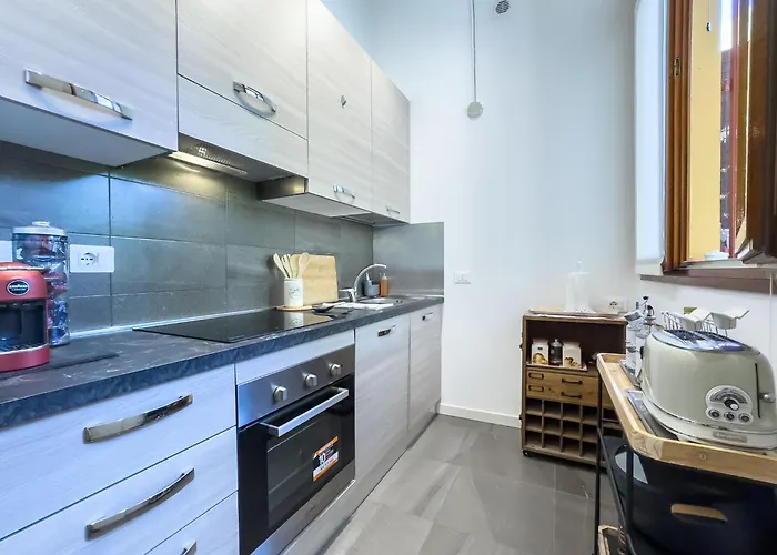 Terrazza Mazzini 53 - Jacuzzi & Parking Apartment