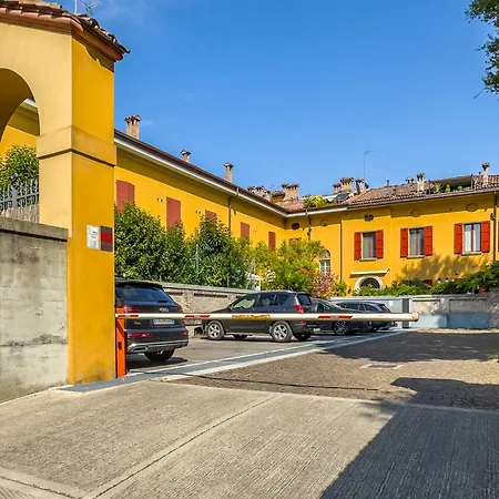 Terrazza Mazzini 53 - Jacuzzi & Parking Apartman Bologna
